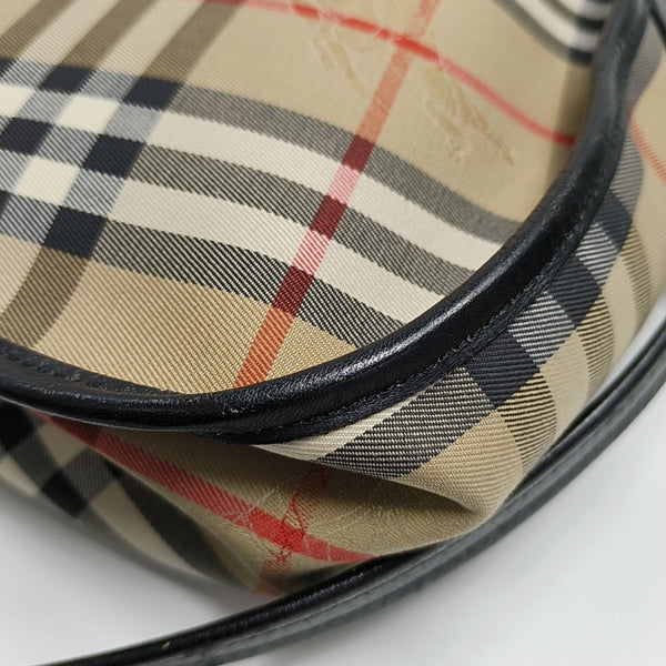 Canvas Brown