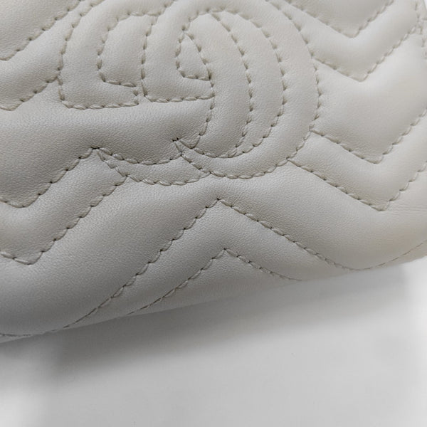 GG Marmont Mini Quilted Calfskin White Wallet