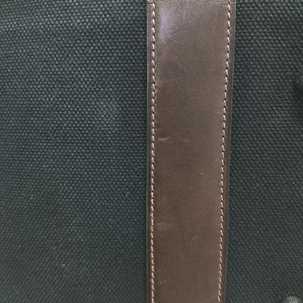 Arion Canvas Black