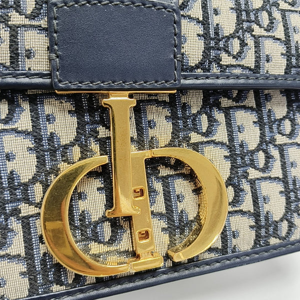 30 Montaigne Oblique Canvas Blue