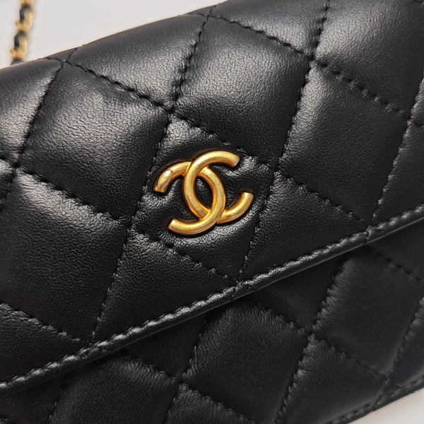 Quilted Lambskin Shoulder Bag Black