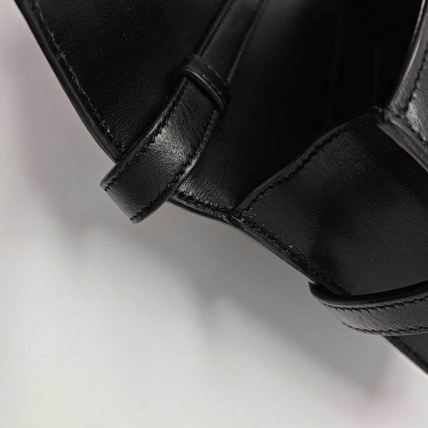 MANHATTAN Small Calfskin Black