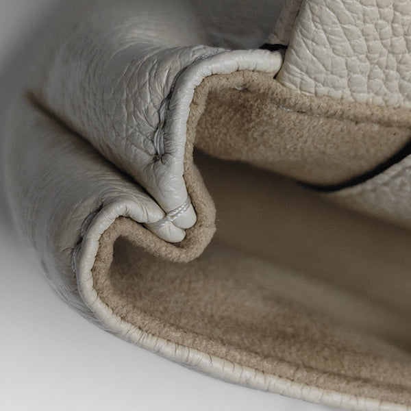 NANO MADELEINE Nano Monogram Calfskin Beige