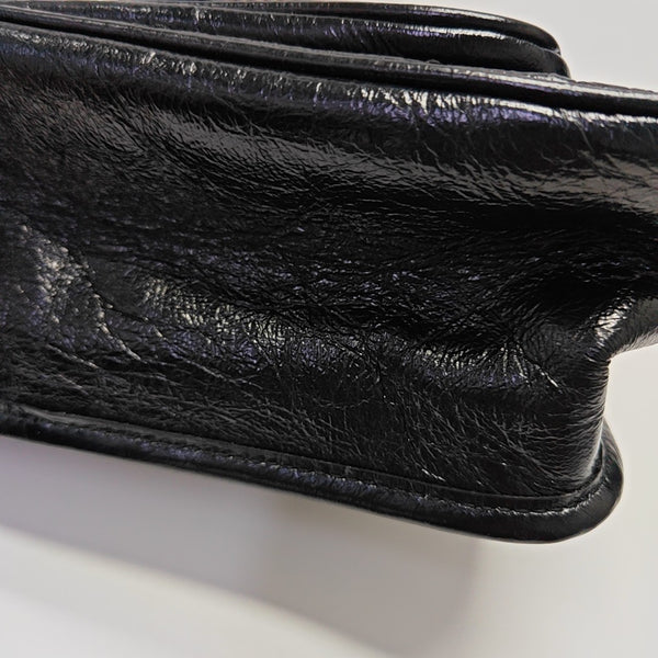NIKI Medium Chevron Calfskin Black