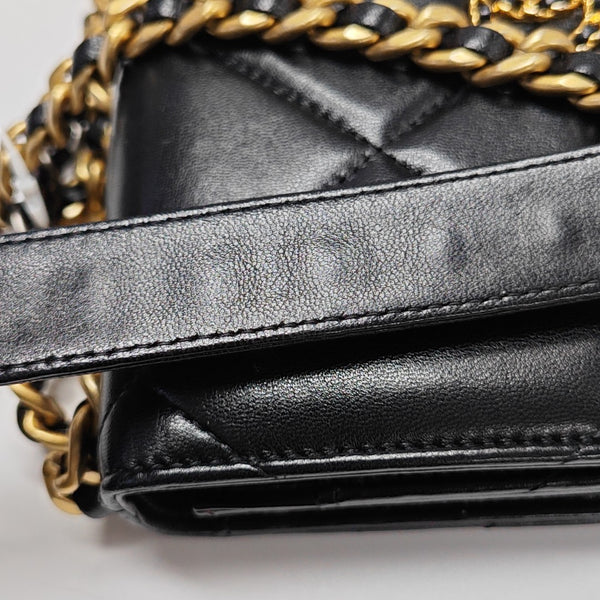 CHANEL 19 WOC Quilted Lambskin Black