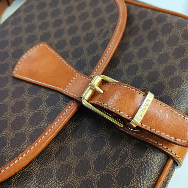 Coated Canvas Brown