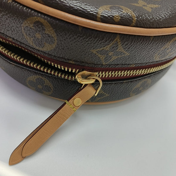 BOITE CHAPEAU PM Monogram Coated Canvas Brown
