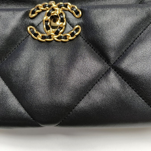 CHANEL 19 Small Quilted Lambskin Black