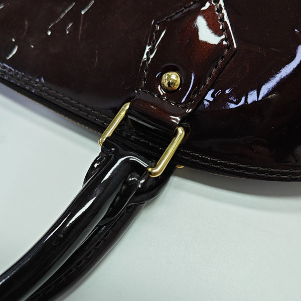 ALMA MM Patent Leather Red