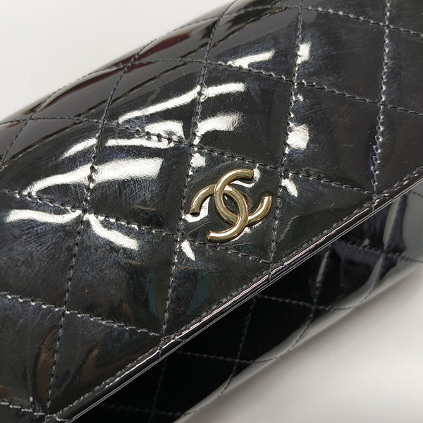 Quilted Patent Leather Black