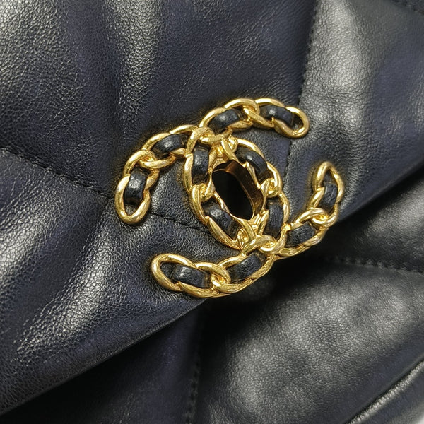 CHANEL 19 Small Quilted Lambskin Black