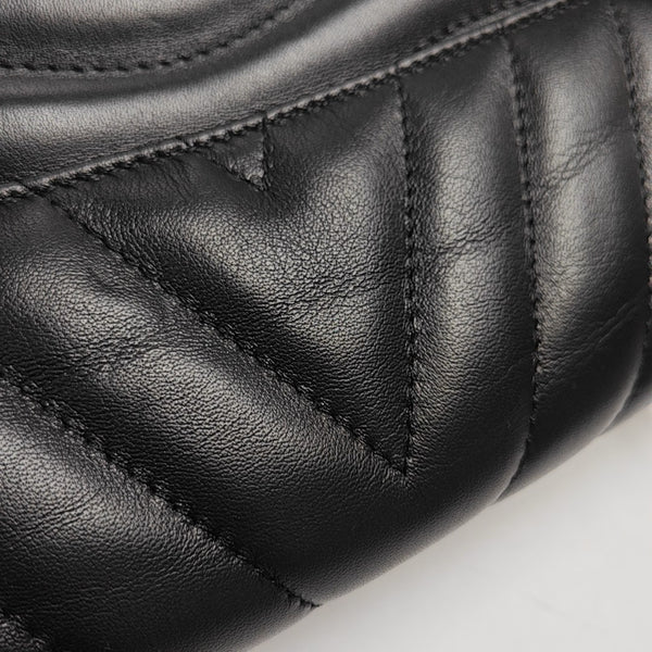 NEW WAVE GM Quilted Calfskin Black
