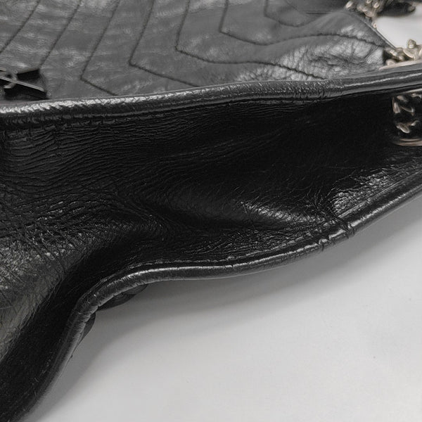 NIKI Medium Chevron Calfskin Black