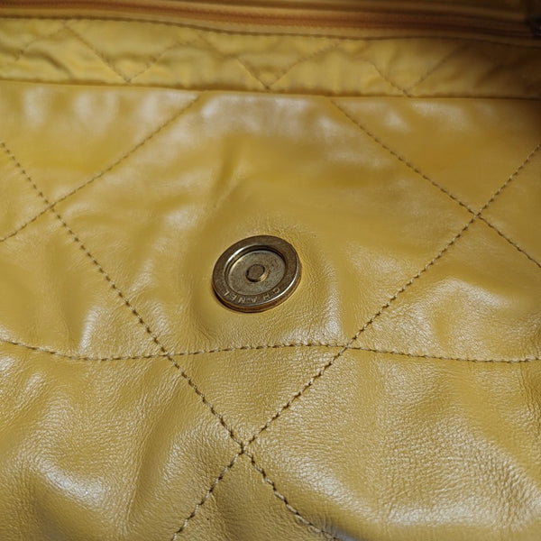 CHANEL 22 Small Quilted Calfskin Yellow
