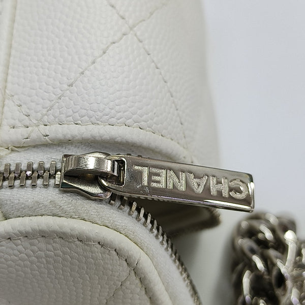 VANITY CASE Mini Quilted Grained Calfskin White