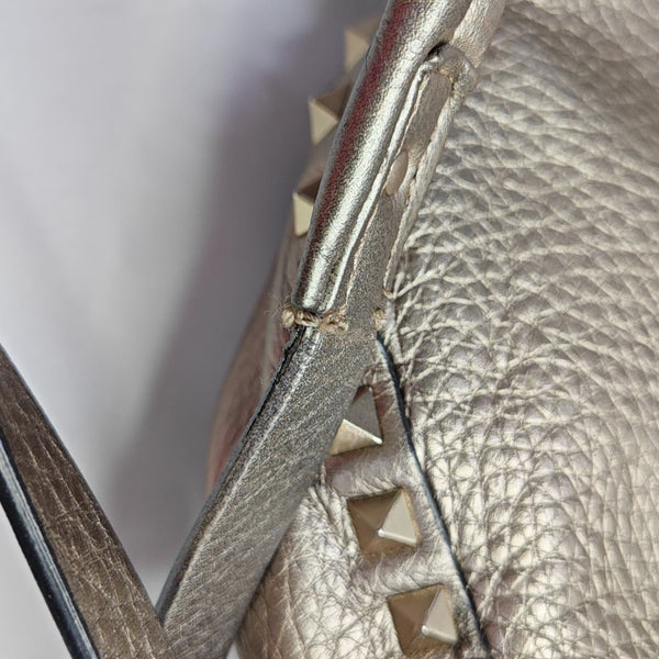 Piel de Becerro Rockstud Oro