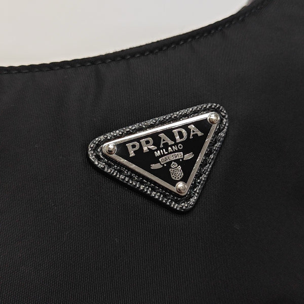 Re-Edition2005 Mini Nylon Black