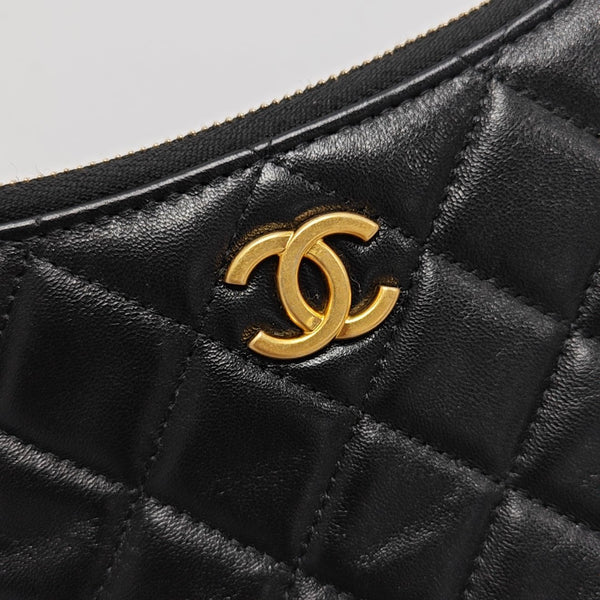 HOBO Large Quilted Lambskin Black