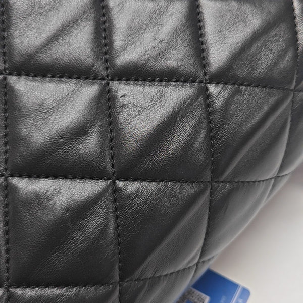 Quilted Lambskin Shoulder Bag Black
