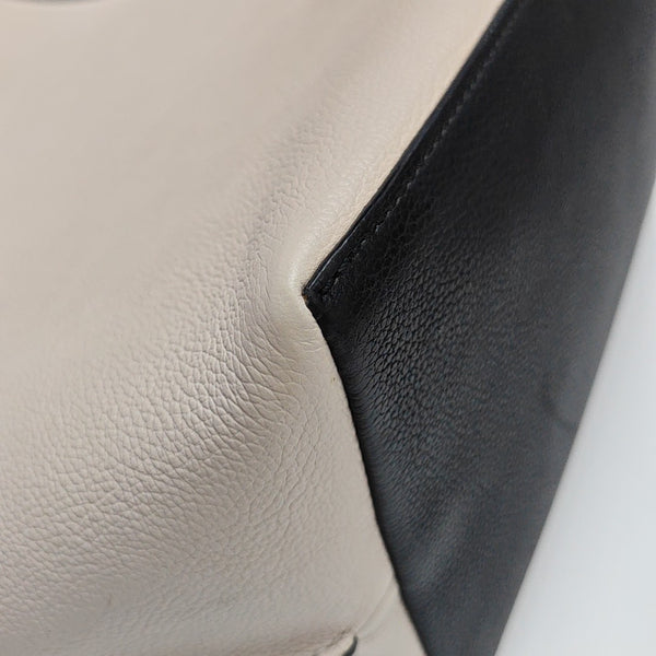 LOCKME Calfskin White