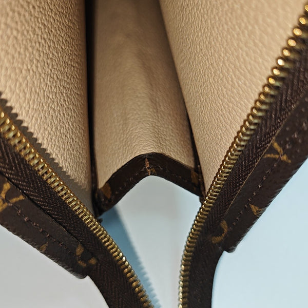 TOILET POCKET 26 Monogram Coated Canvas Brown