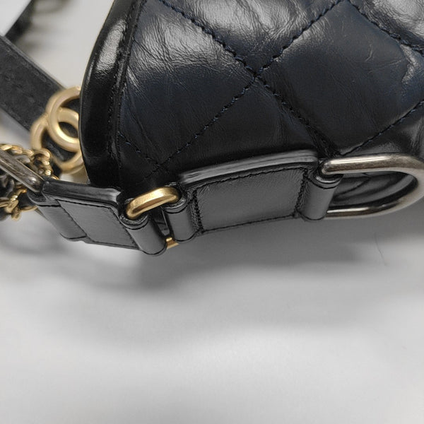 GABRIELLE Small Quilted Calfskin Blue