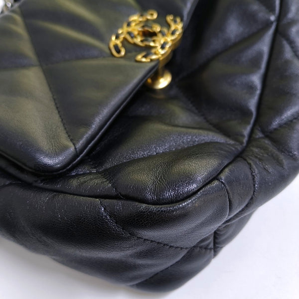 CHANEL 19 Small Quilted Lambskin Black