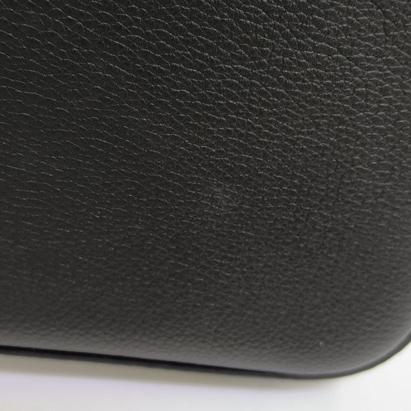 Authenticated pre-owned LOCKME Calfskin Black - Shoulder Bag at Looply