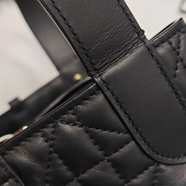 Toujours Small Cannage Calfskin Black