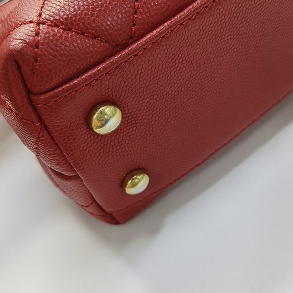 Authenticated pre-owned COCO HANDLE Small Quilted Grained Calfskin Red - Shoulder Bag at Looply