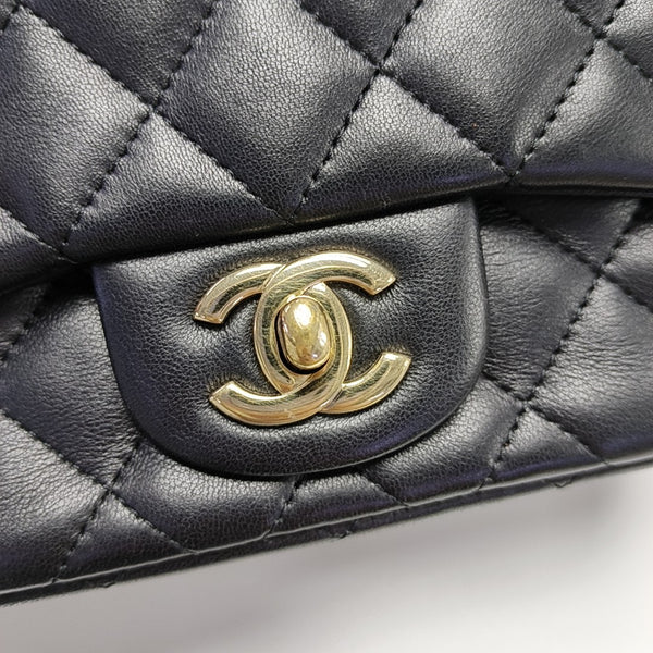 CLASSIC FLAP Mini Quilted Lambskin Black