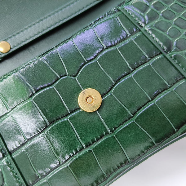 Hourglass Wallet On Chain Small Calfskin Green