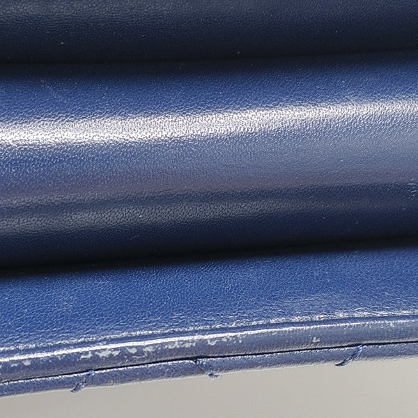 BEAUTY LOCK Quilted Lambskin Blue