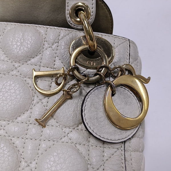 Lady Dior Mini Piel de Cordero Blanca