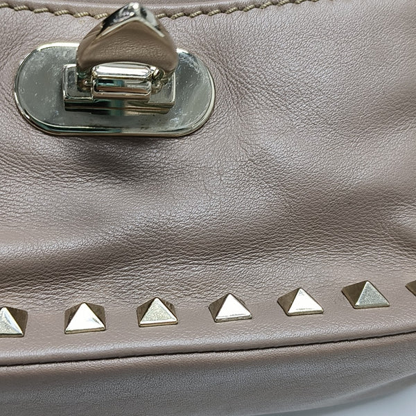 Rockstud Calfskin Pink