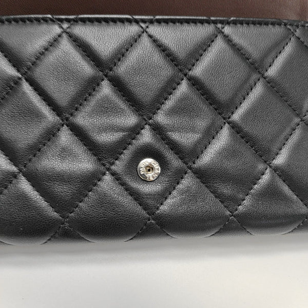 CLASSIC FLAP Mini Quilted Lambskin Black Wallet