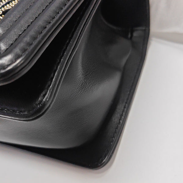 BOY CHANEL Small Chevron Calfskin Black