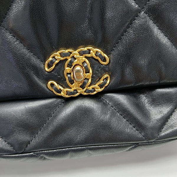 CHANEL 19 Small Quilted Lambskin Black