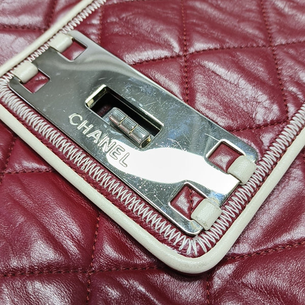 Quilted Lambskin Shoulder Bag Red