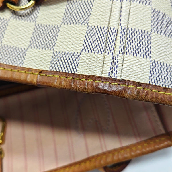 Authenticated pre-owned NEVERFULL MM Coated Canvas White - Tote Bag at Looply