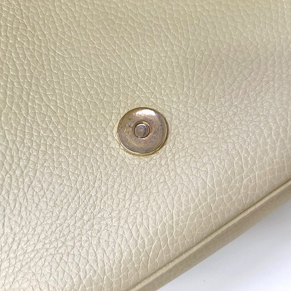 Authenticated pre-owned Soho Calfskin Beige - Shoulder Bag at Looply