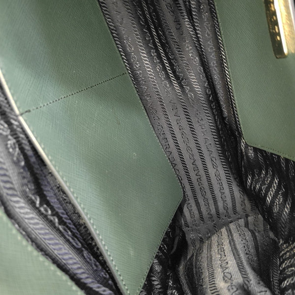 Galleria Extra Large Saffiano Calfskin Green