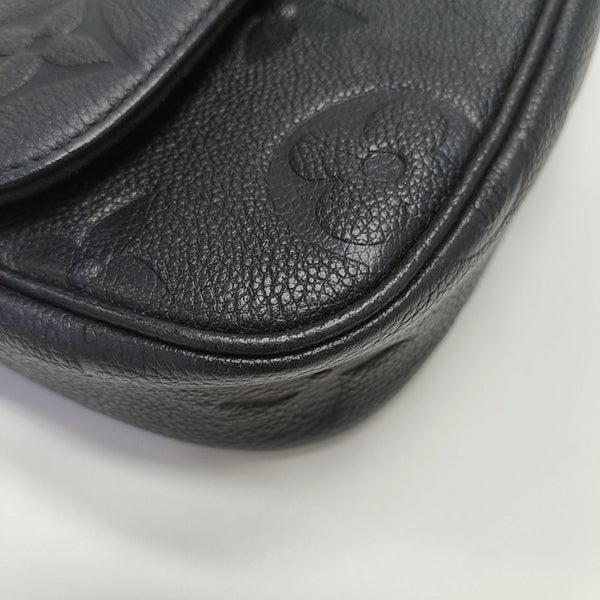 IVY Monogram Calfskin Black