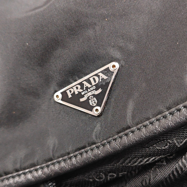 Vela Messenger Bag Nylon Black