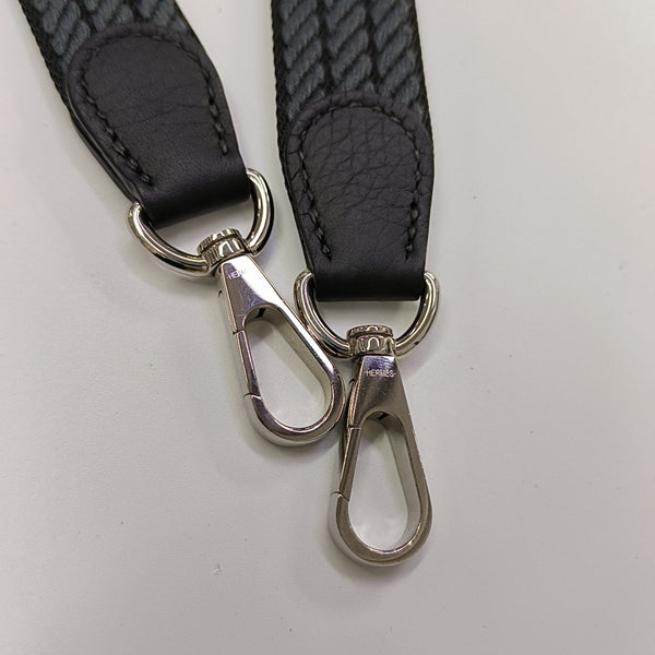 Evelyne 16 Clemence Black