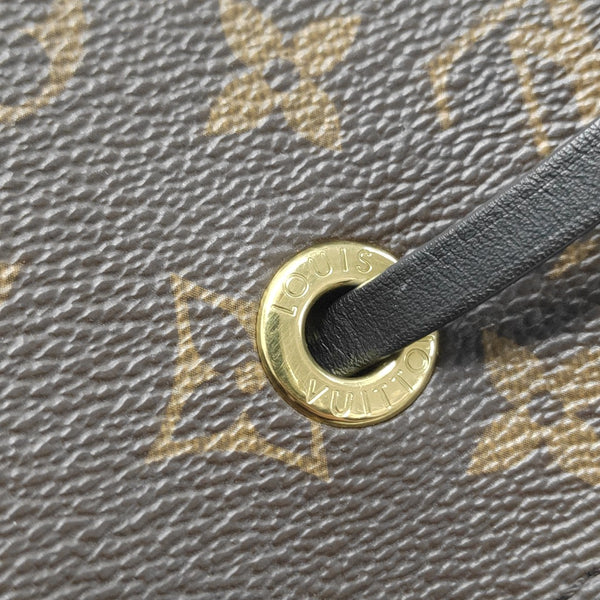 NÉONOÉ MM Monogram Coated Canvas Brown