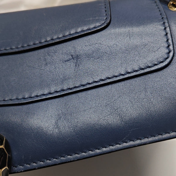 SERPENTI FOREVER Medium Calfskin Blue