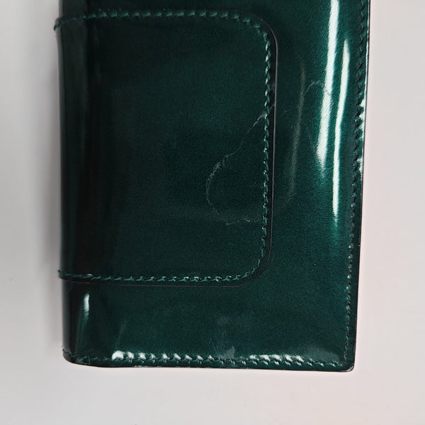SERPENTI FOREVER Patent Leather Green Wallet