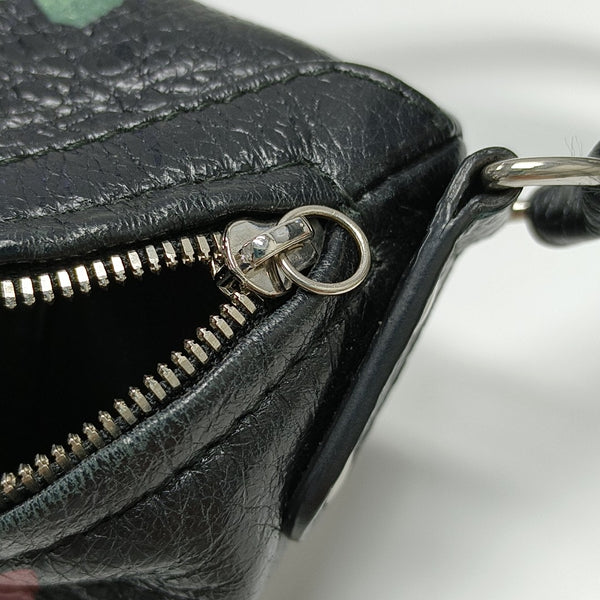 Souvenirs Lambskin Black