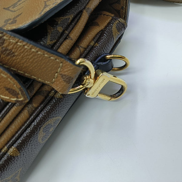 MÉTIS MM Monogram Coated Canvas Multicolor
